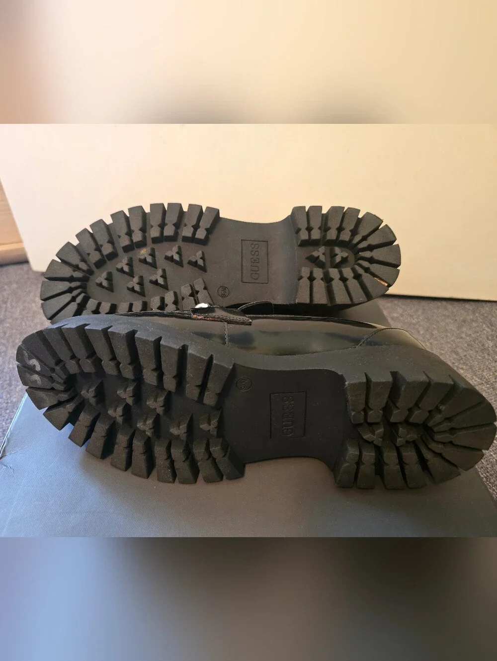 GUESS Hillford Lug Sole Chunky Platform Loafer - Picture 9 of 10
